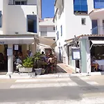 Mini Port Aiguadolc شقة