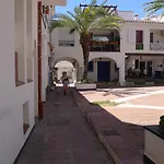 Mini Port Aiguadolc سيدجيس